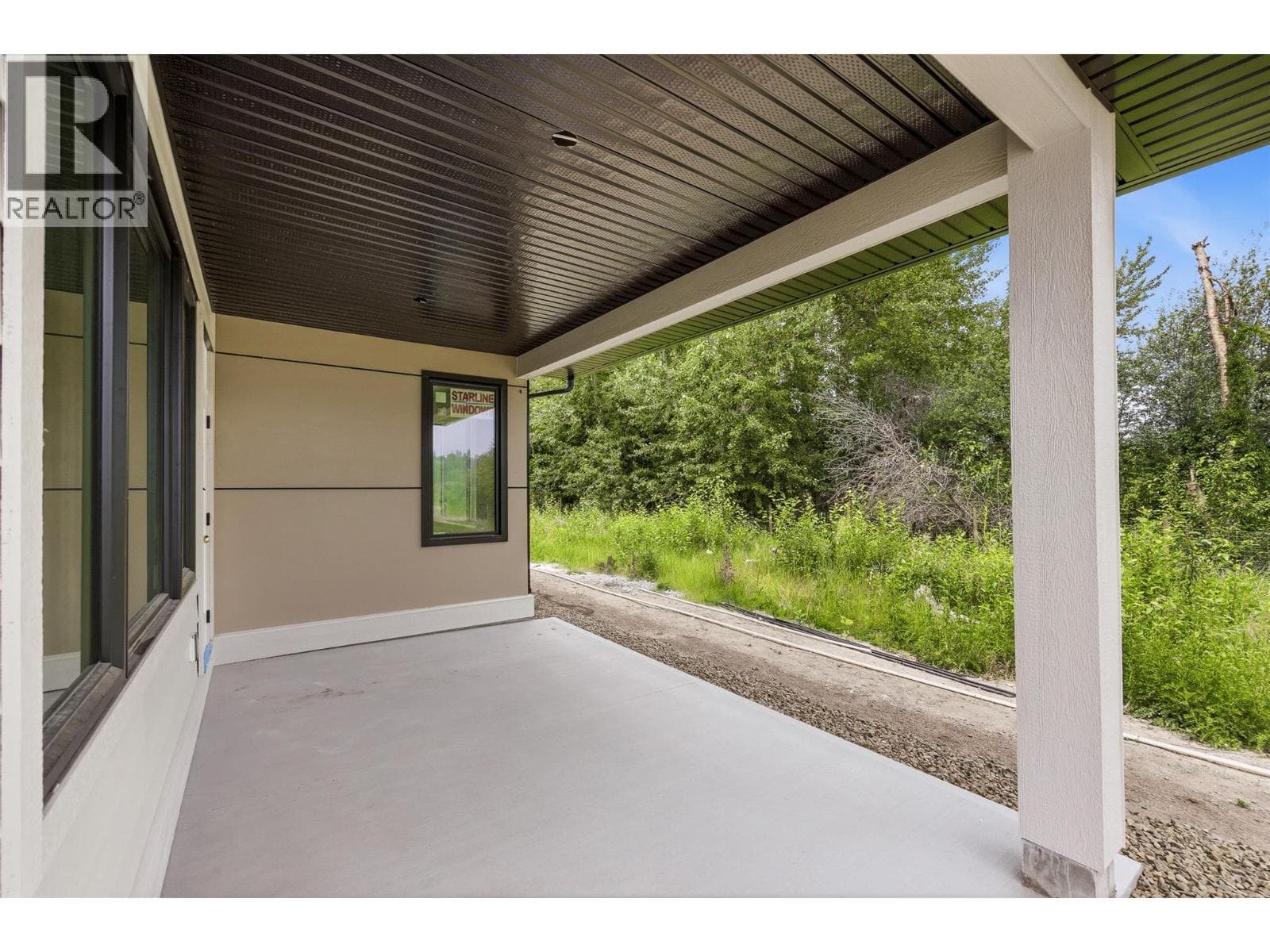 908 Bull Crescent, photo 33