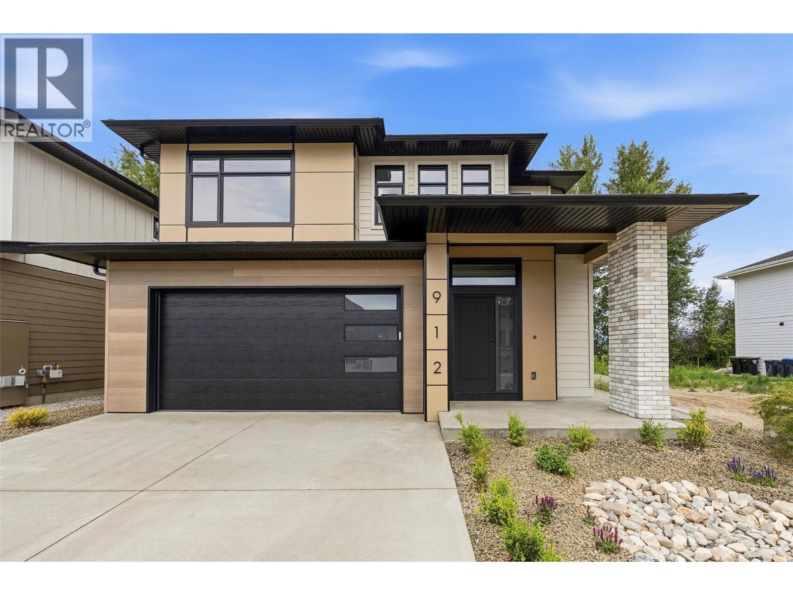 912 Bull Crescent, photo 1