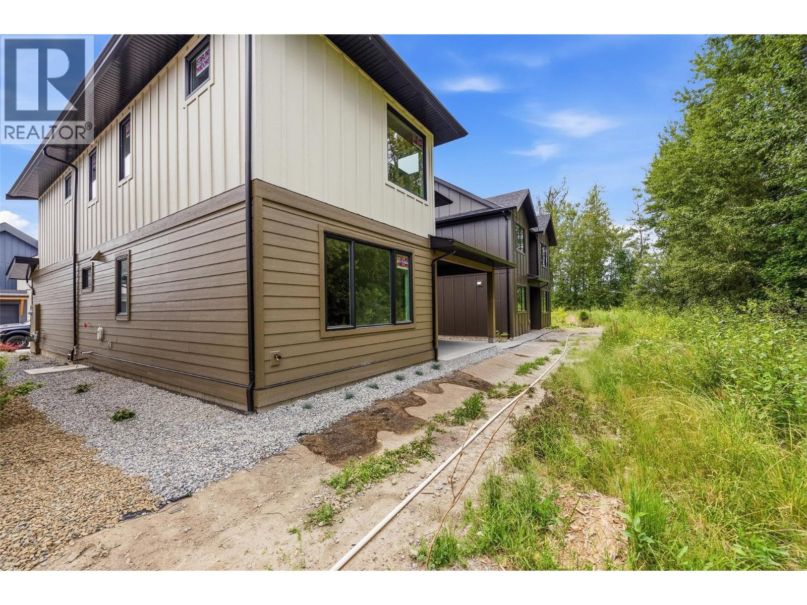 912 Bull Crescent, photo 33