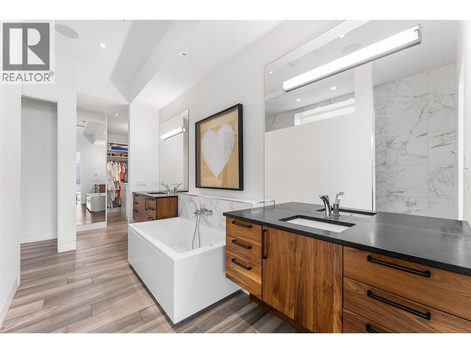1384 Pinot Noir Drive, photo 31