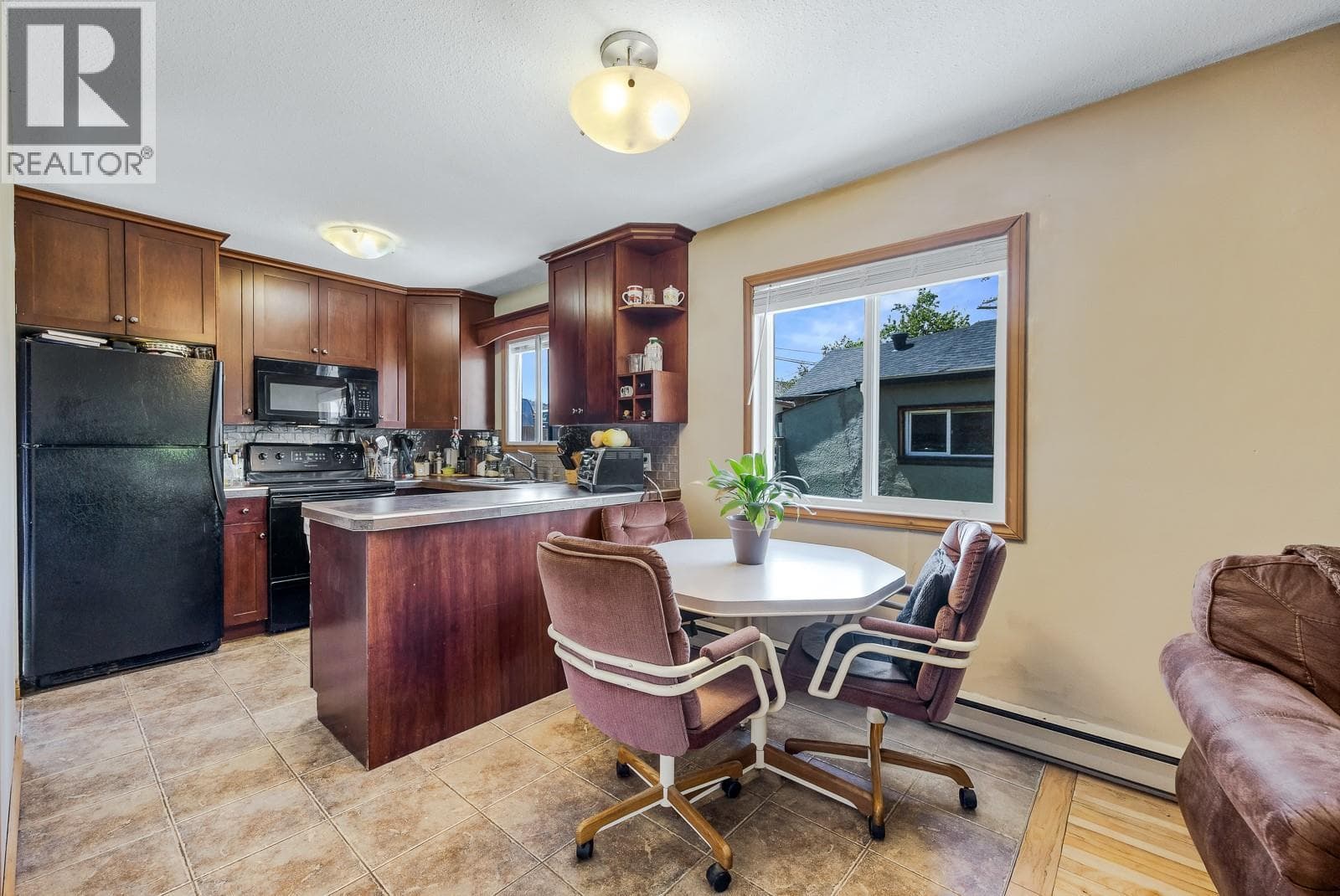 3408 16th Avenue, photo 3