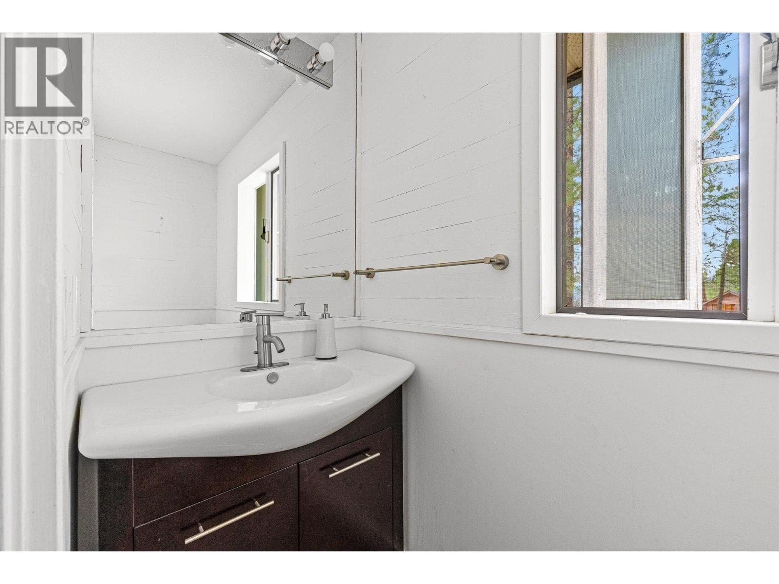 1045 Bartholomew Court, photo 45