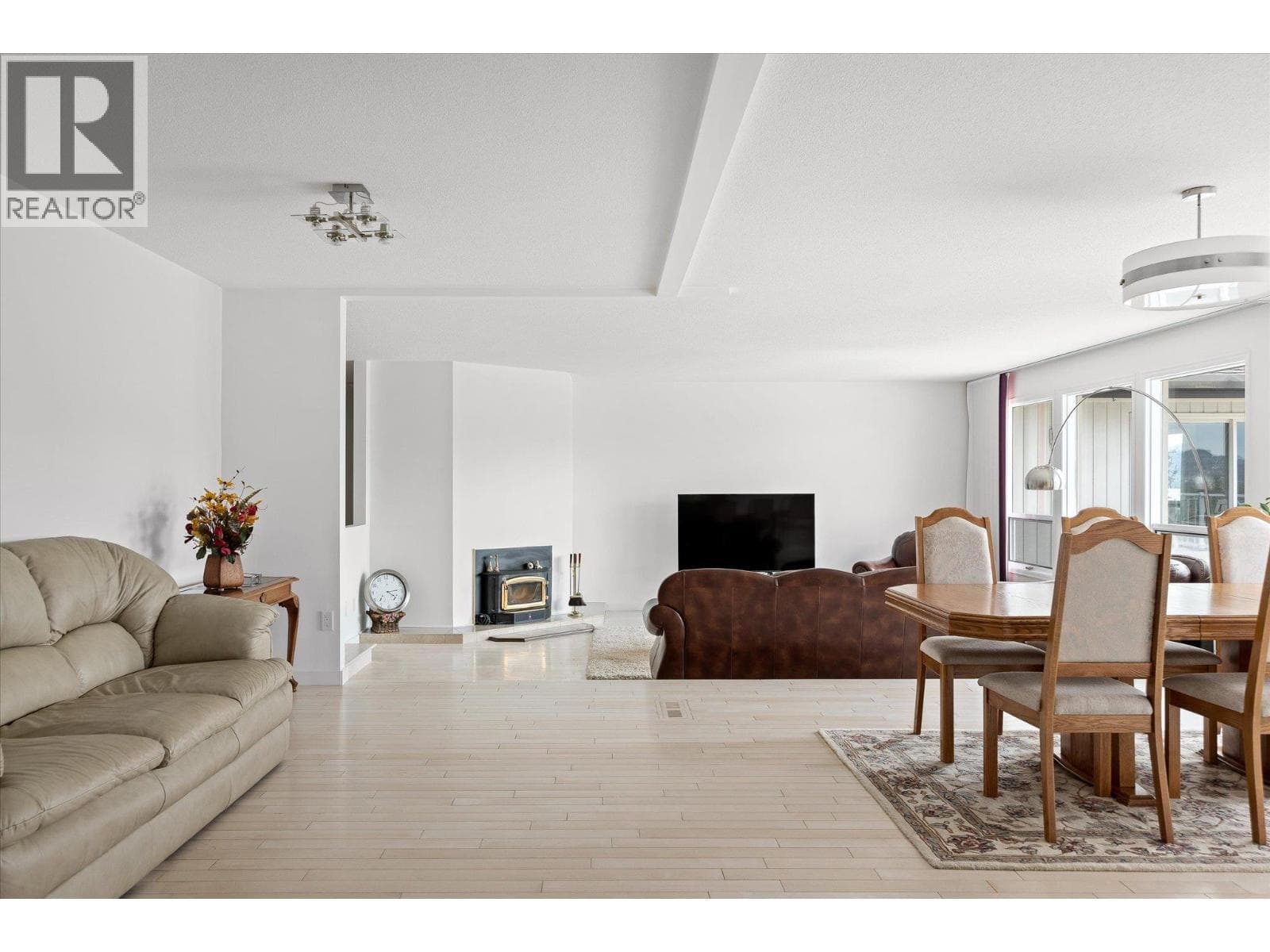 1045 Bartholomew Court, photo 20