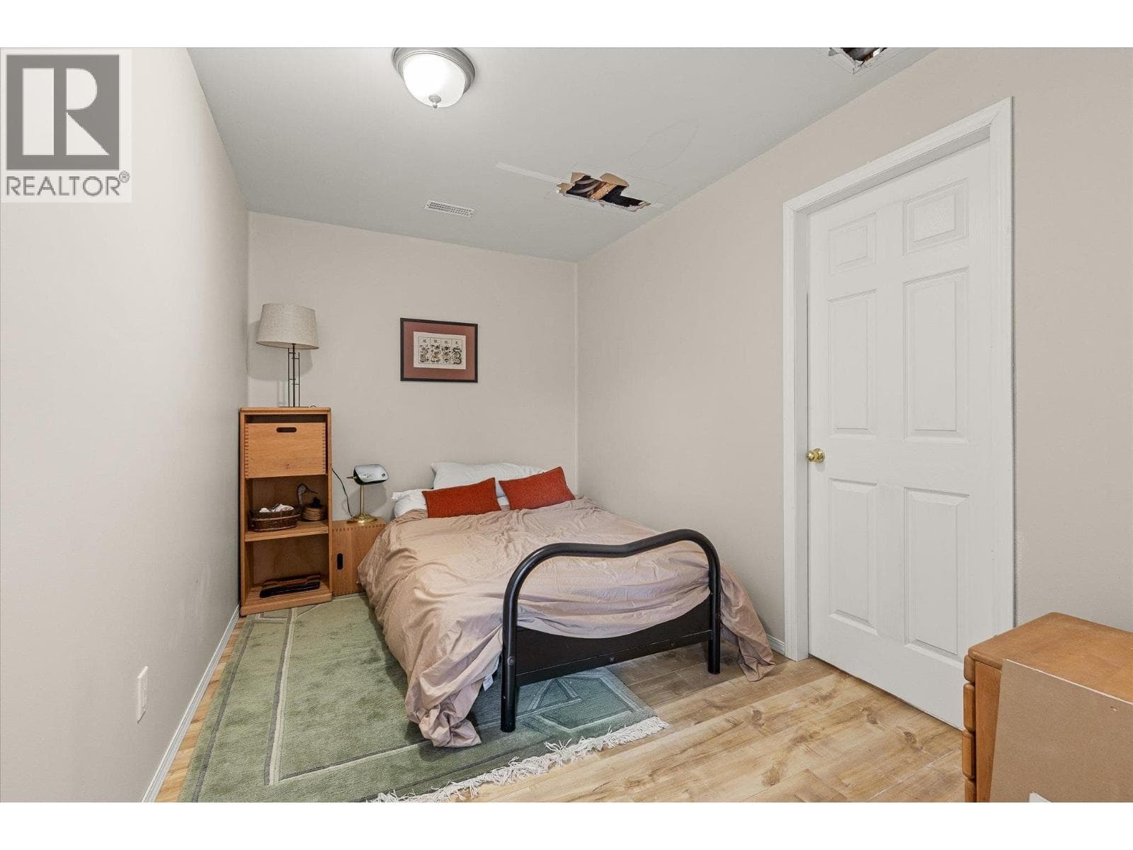 6782 EDMUNDS LAKE ROAD, photo 16