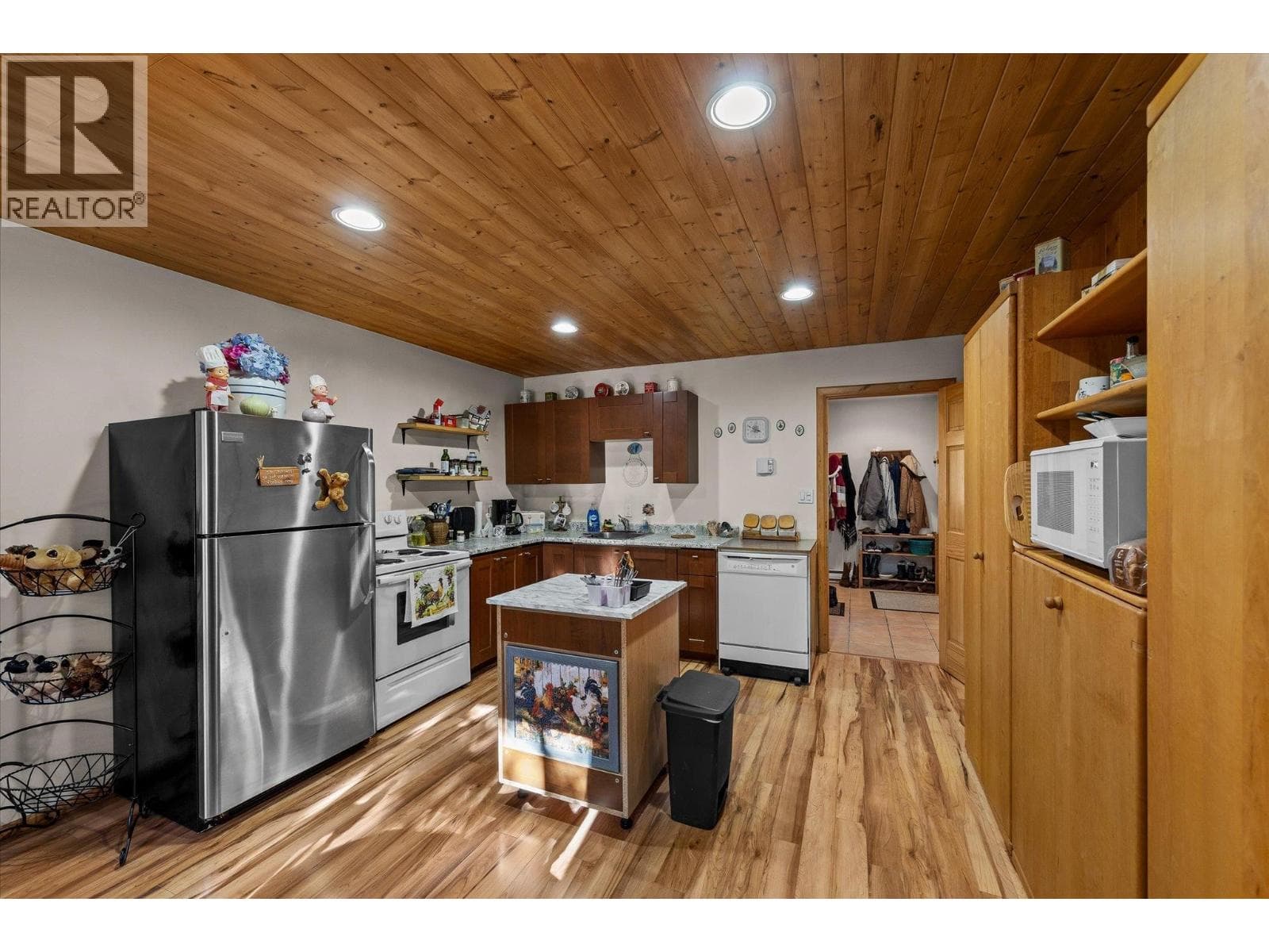 6782 EDMUNDS LAKE ROAD, photo 25
