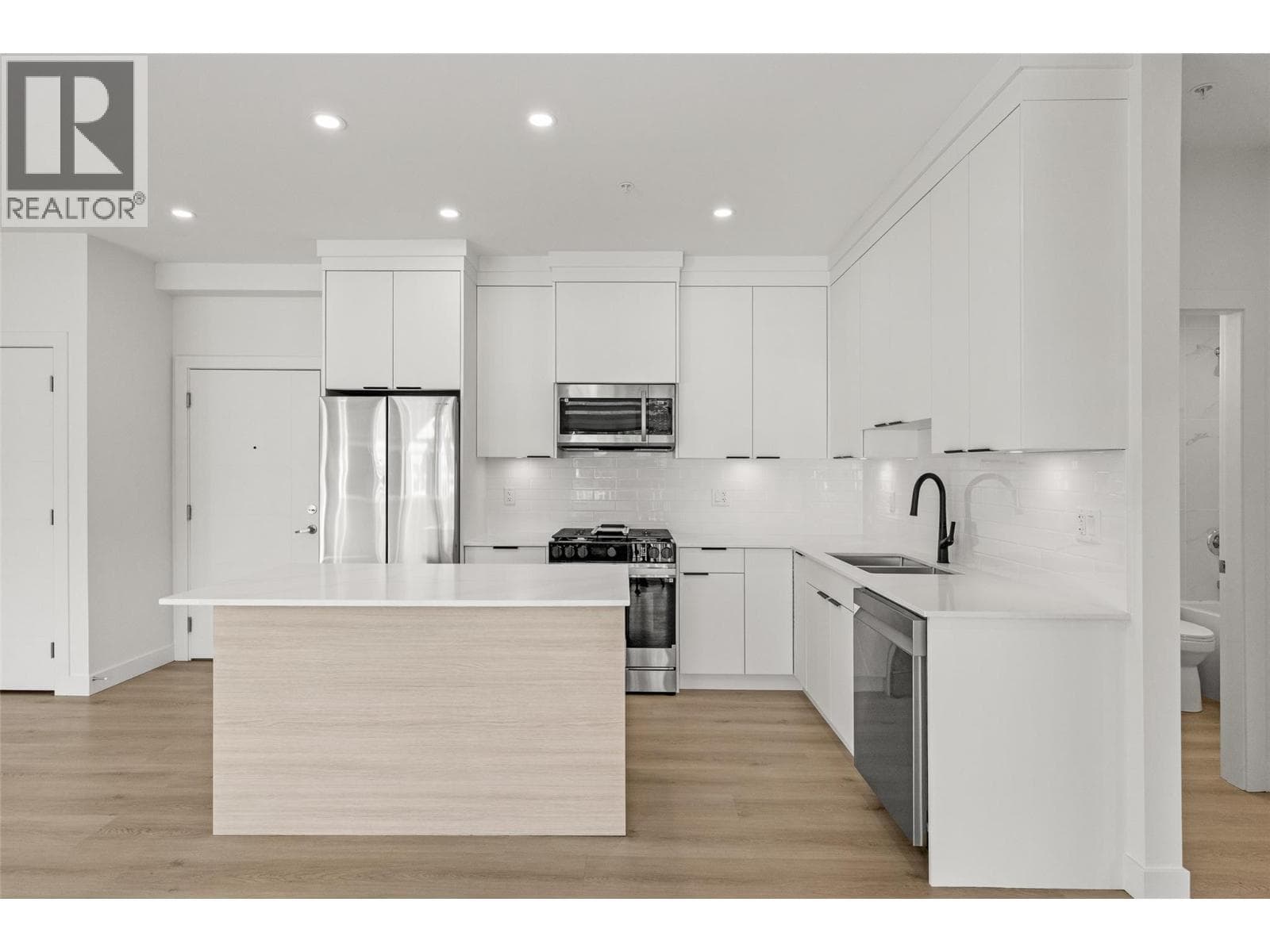 5300 Main Street Unit# 202, photo 7