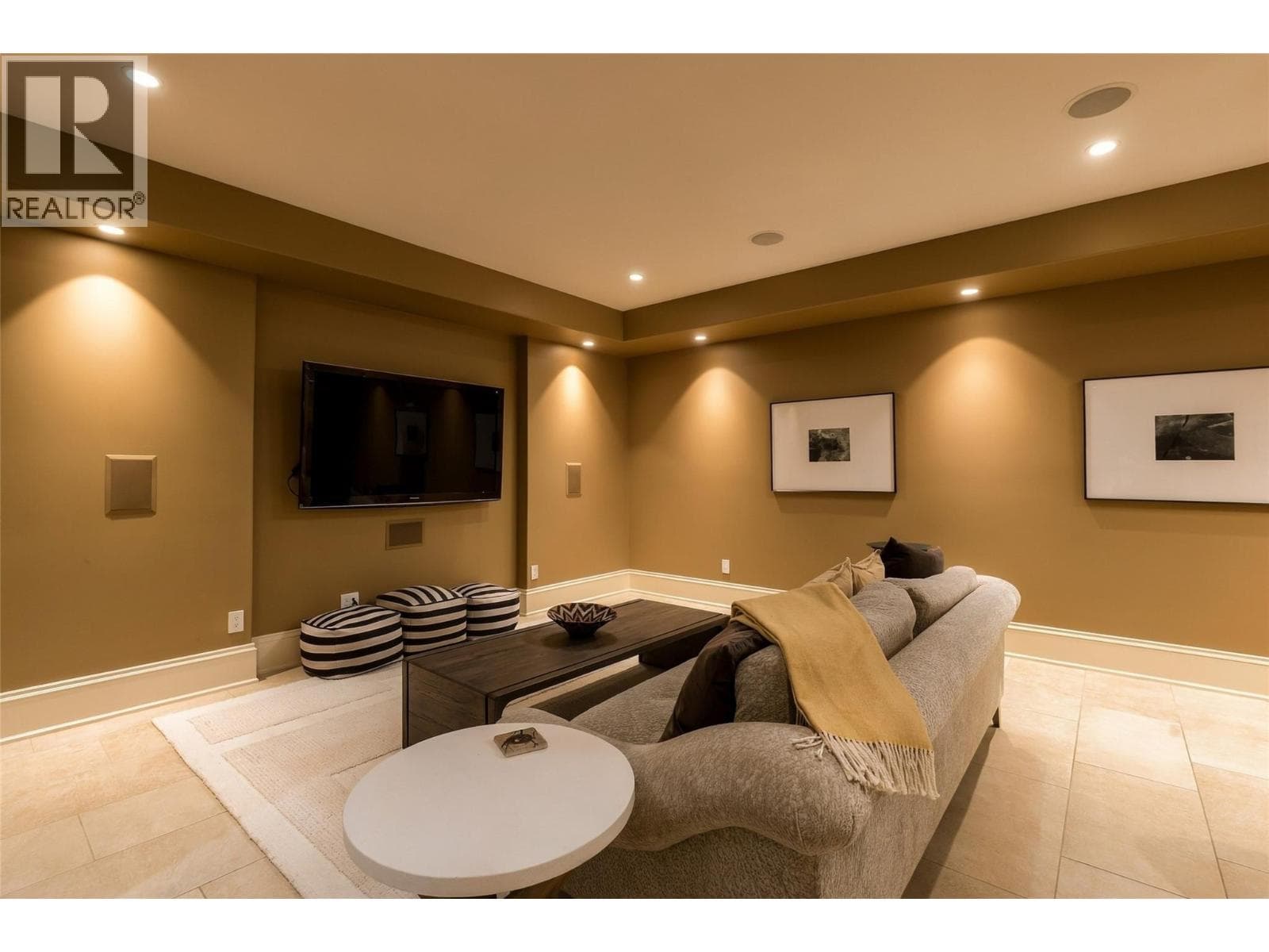 706 Highpointe Court, photo 59