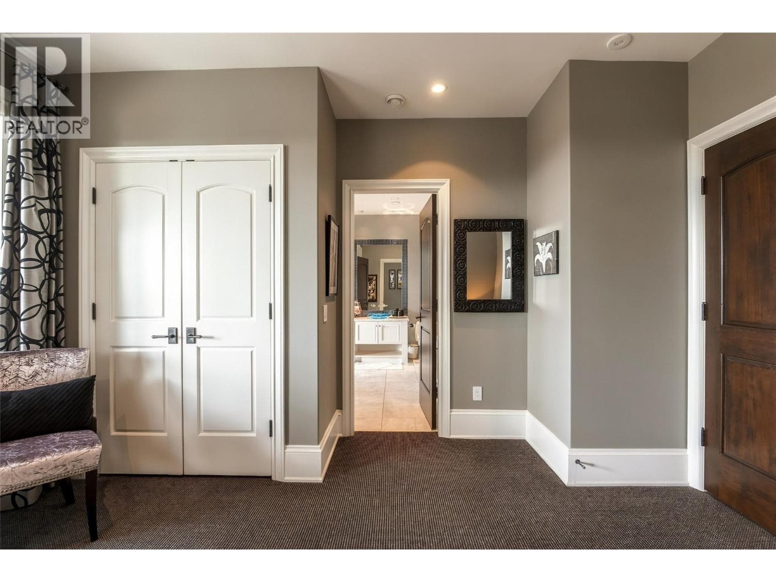 706 Highpointe Court, photo 68