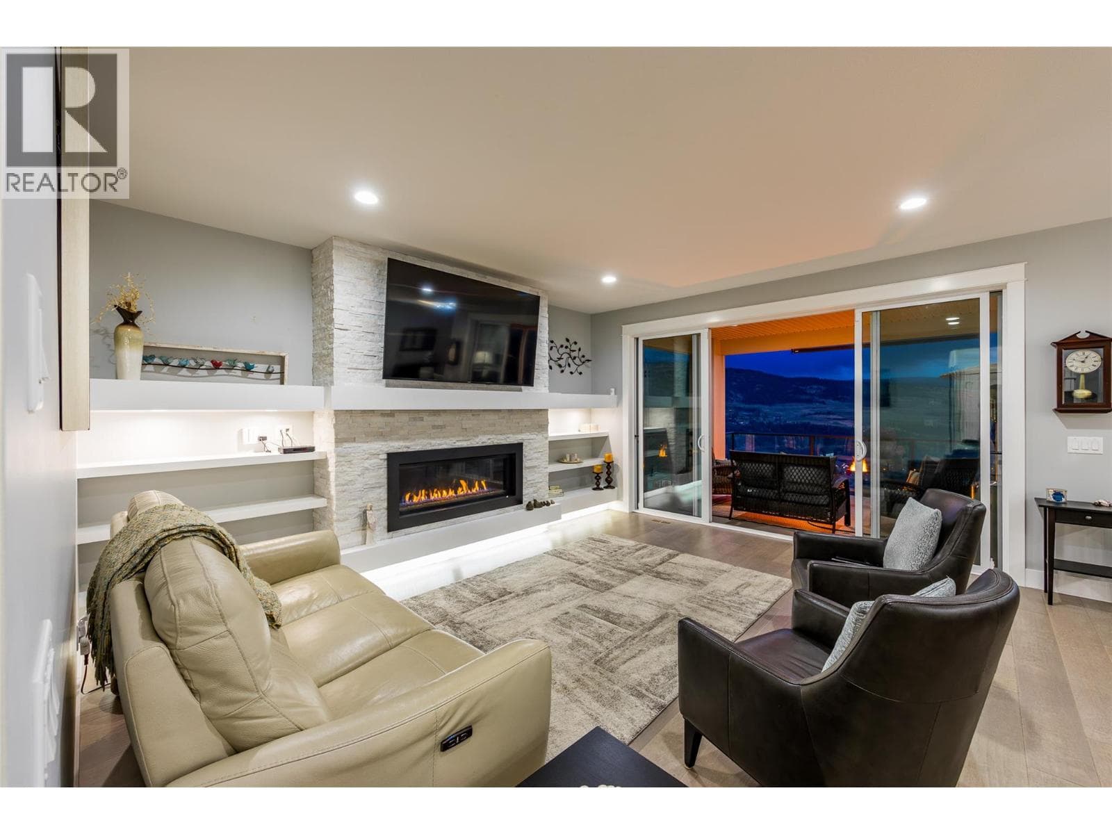 13359 Derek Trethewey Drive, photo 17
