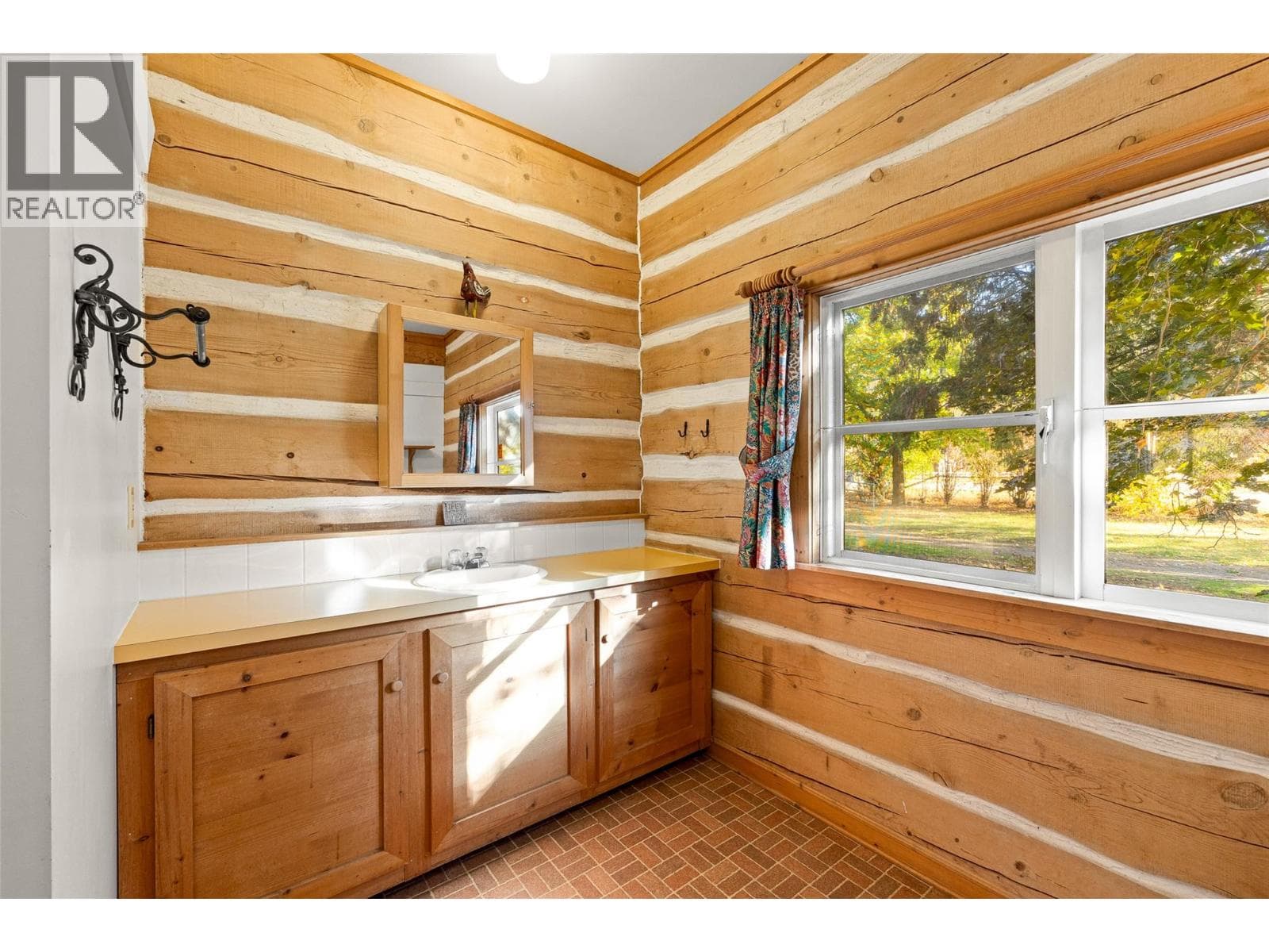 7001 Learmouth Road, photo 31