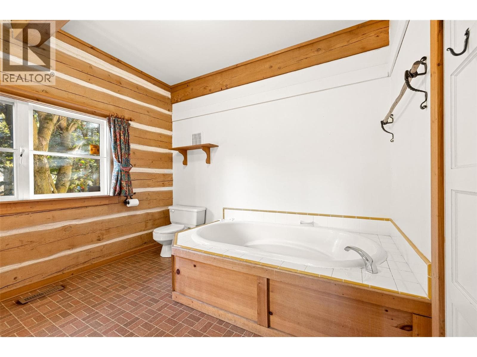 7001 Learmouth Road, photo 32