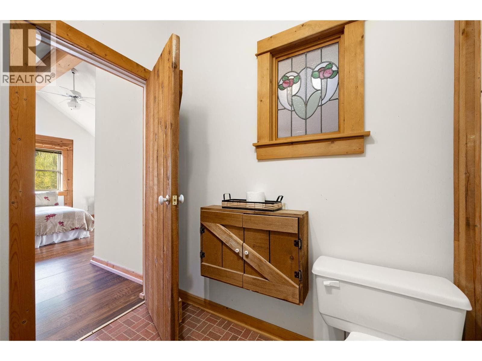7001 Learmouth Road, photo 40