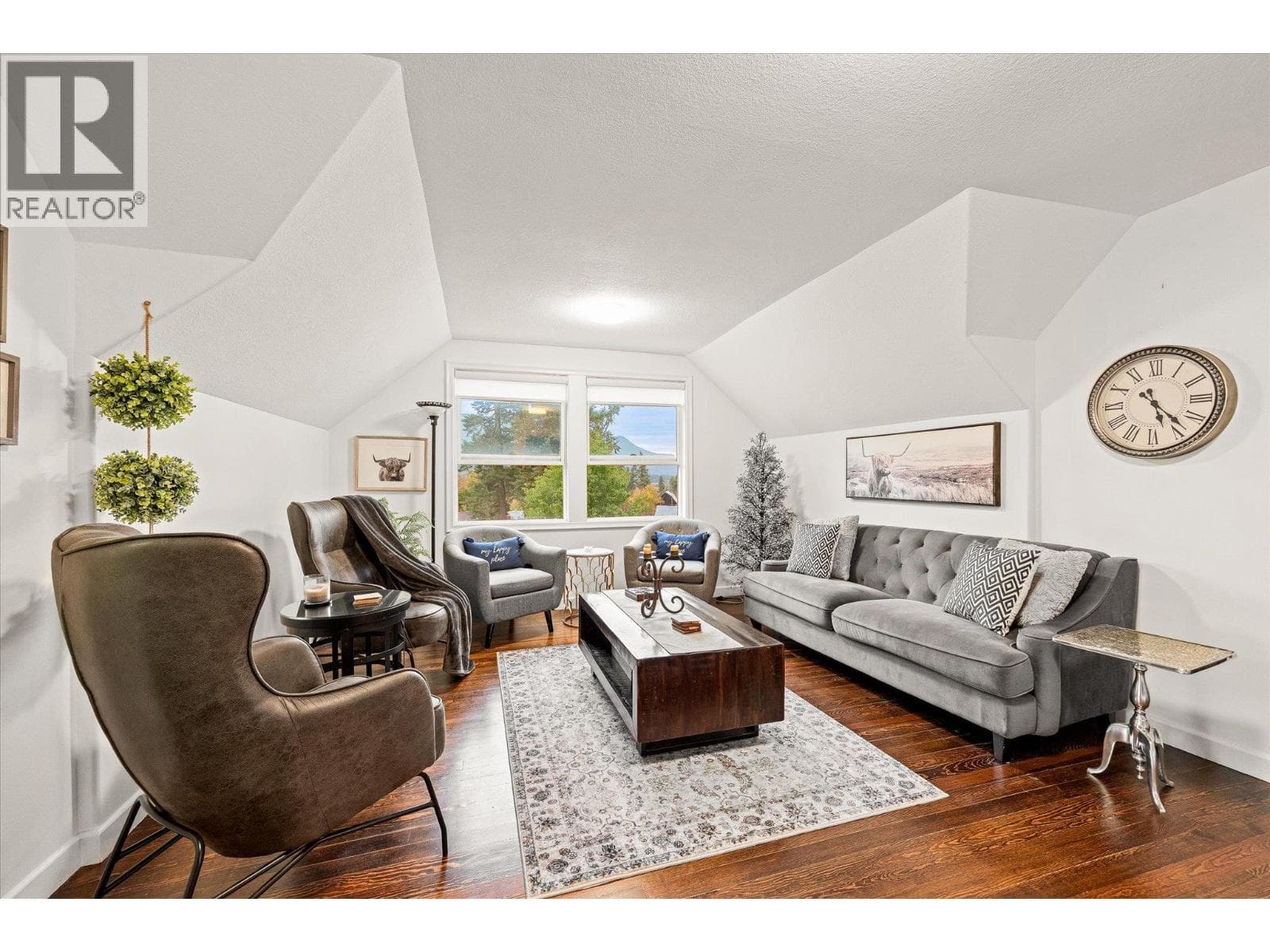 4652 Highway 97A, photo 27