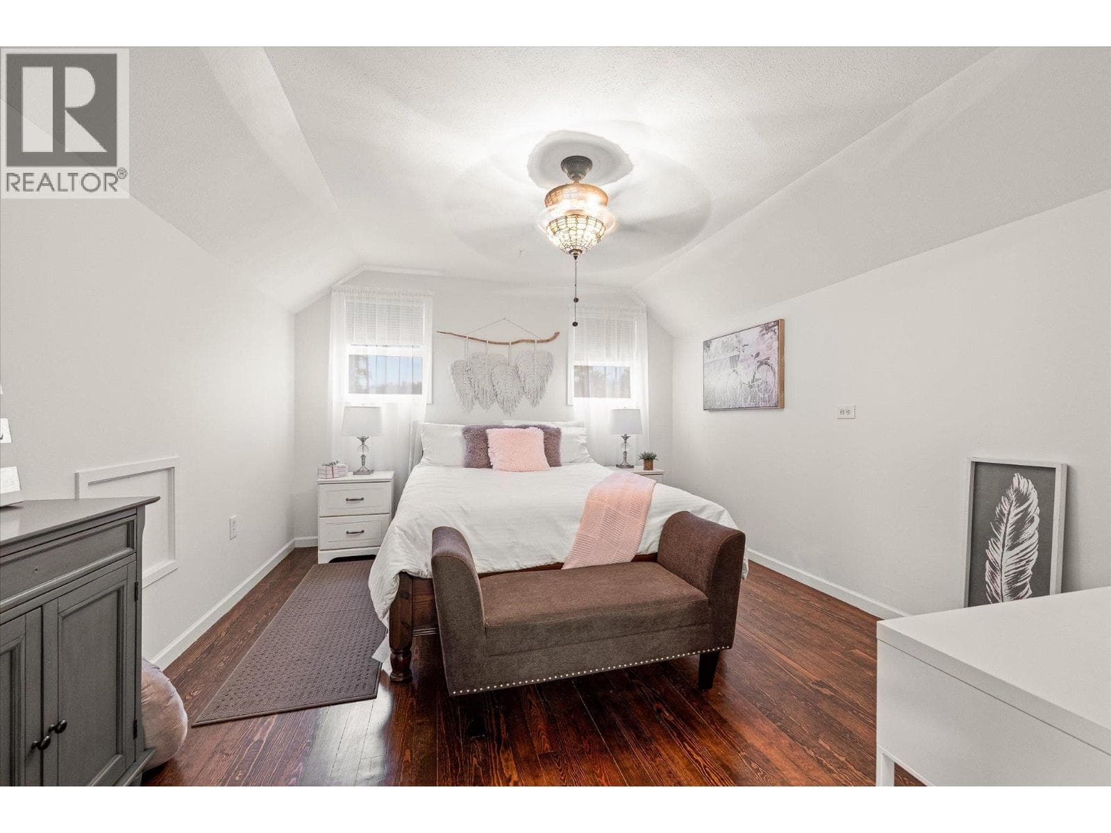 4652 Highway 97A, photo 29
