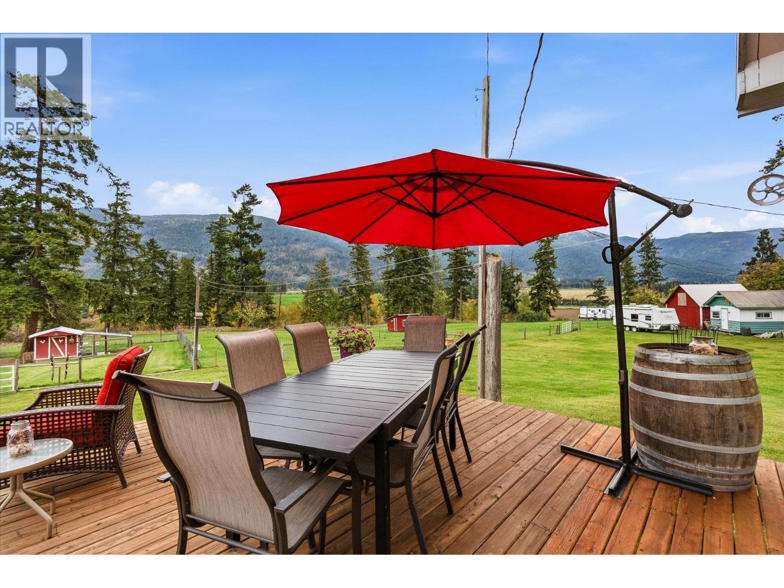 4652 Highway 97A, photo 33