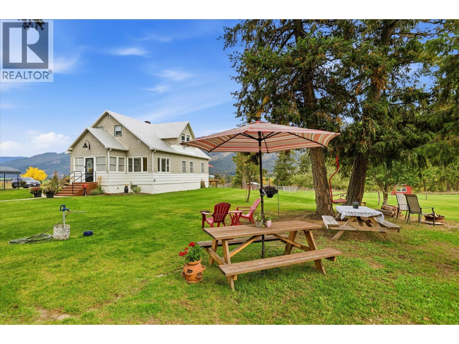 4652 Highway 97A, photo 35