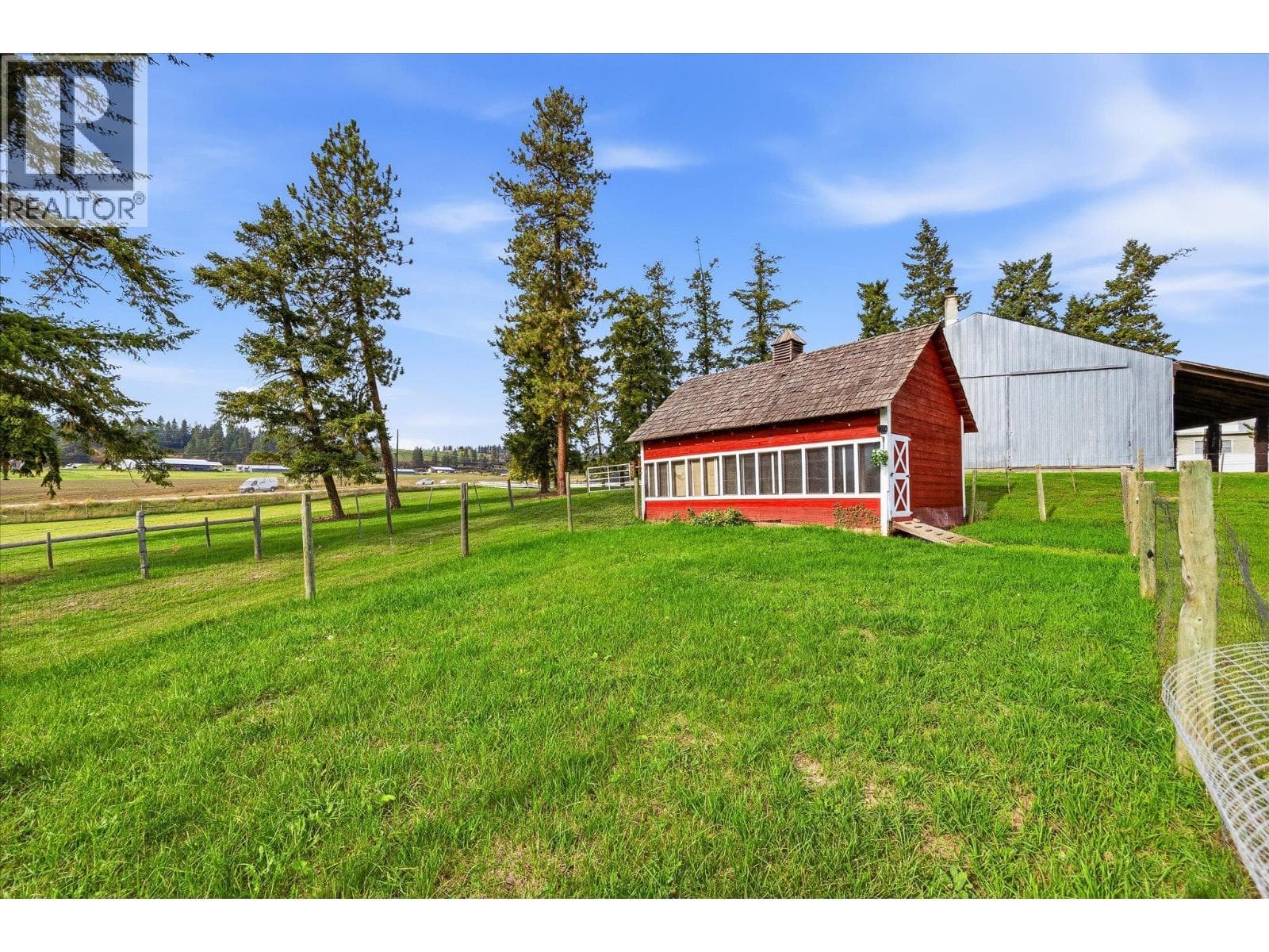 4652 Highway 97A, photo 59