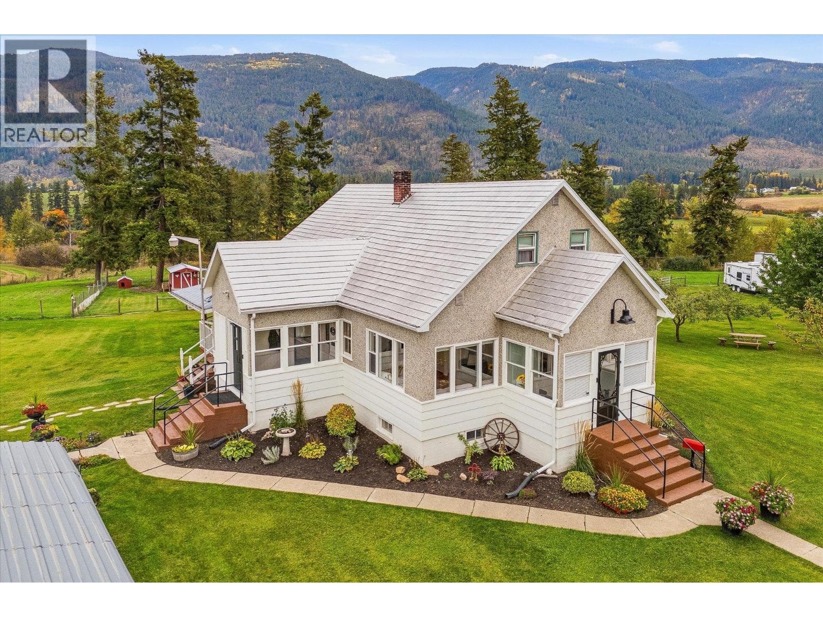 4652 Highway 97A, photo 78