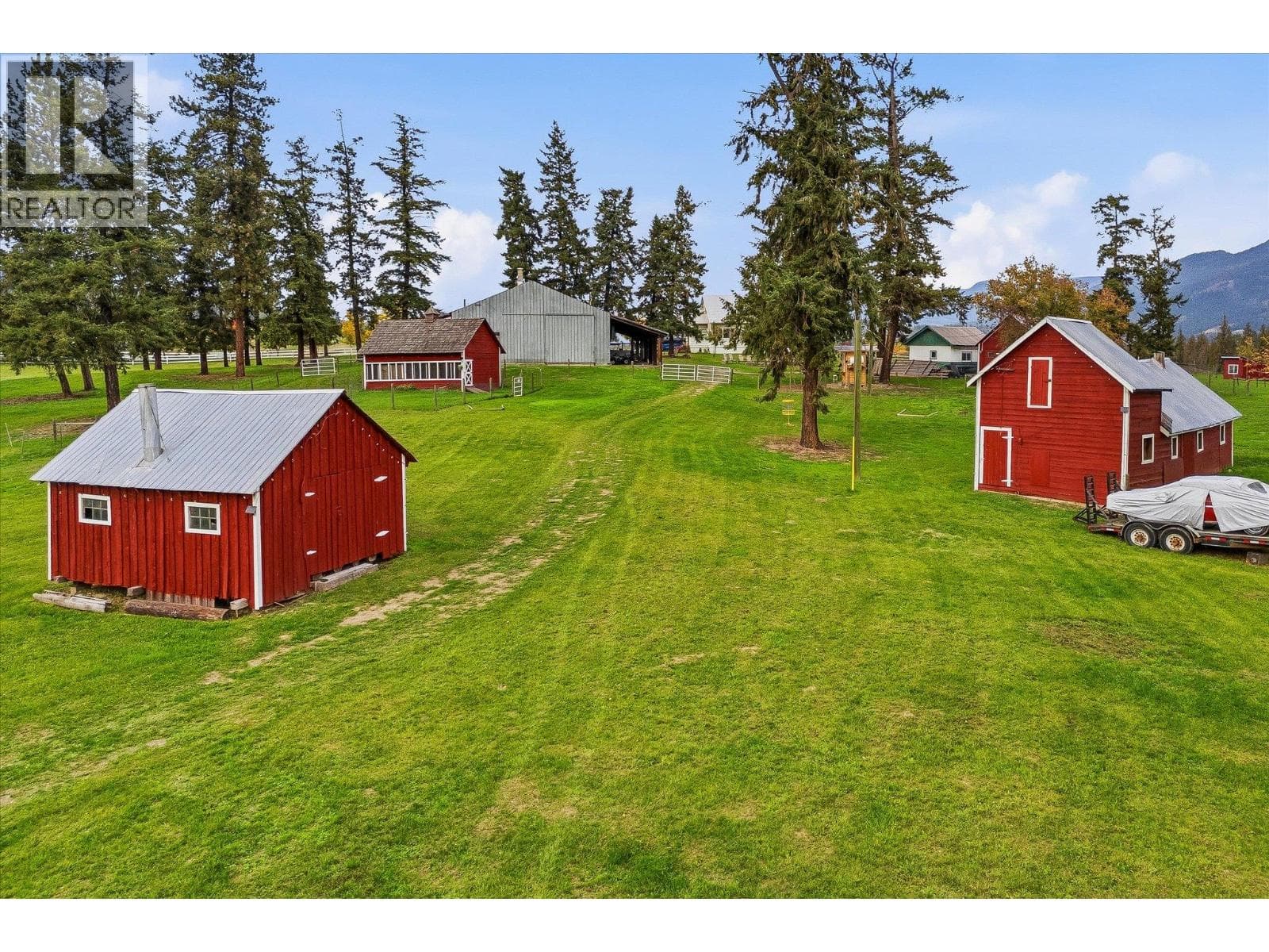 4652 Highway 97A, photo 83