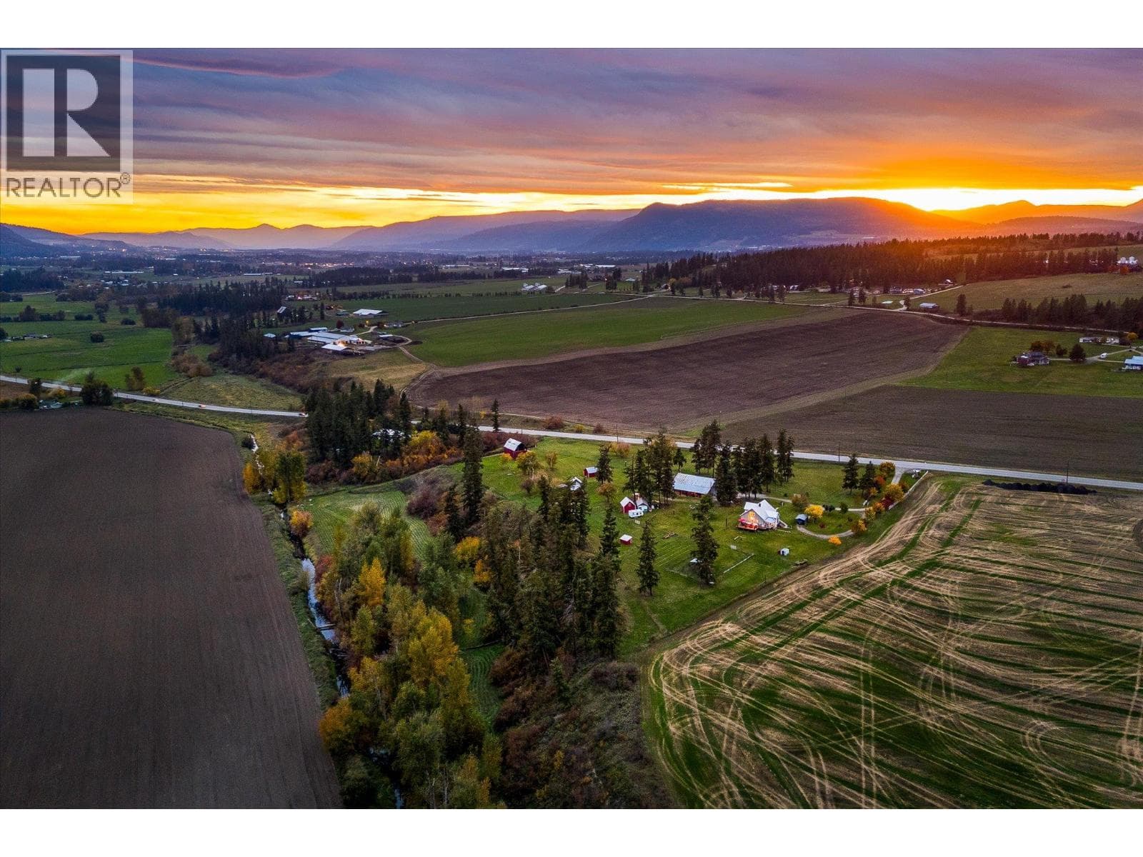 4652 Highway 97A, photo 87
