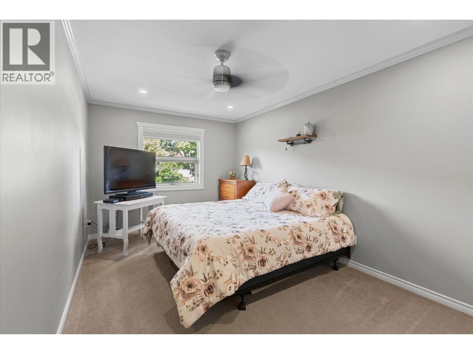 2430 Chieftain Road, photo 28