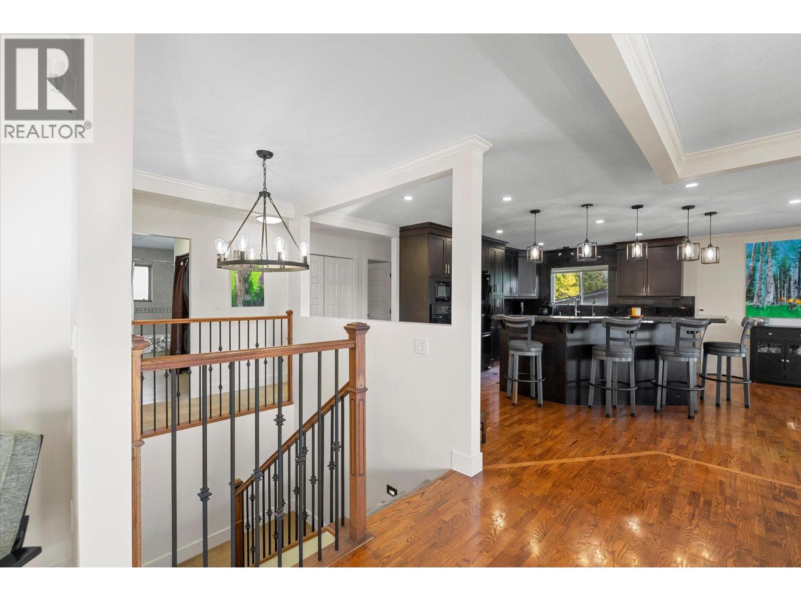 2430 Chieftain Road, photo 9