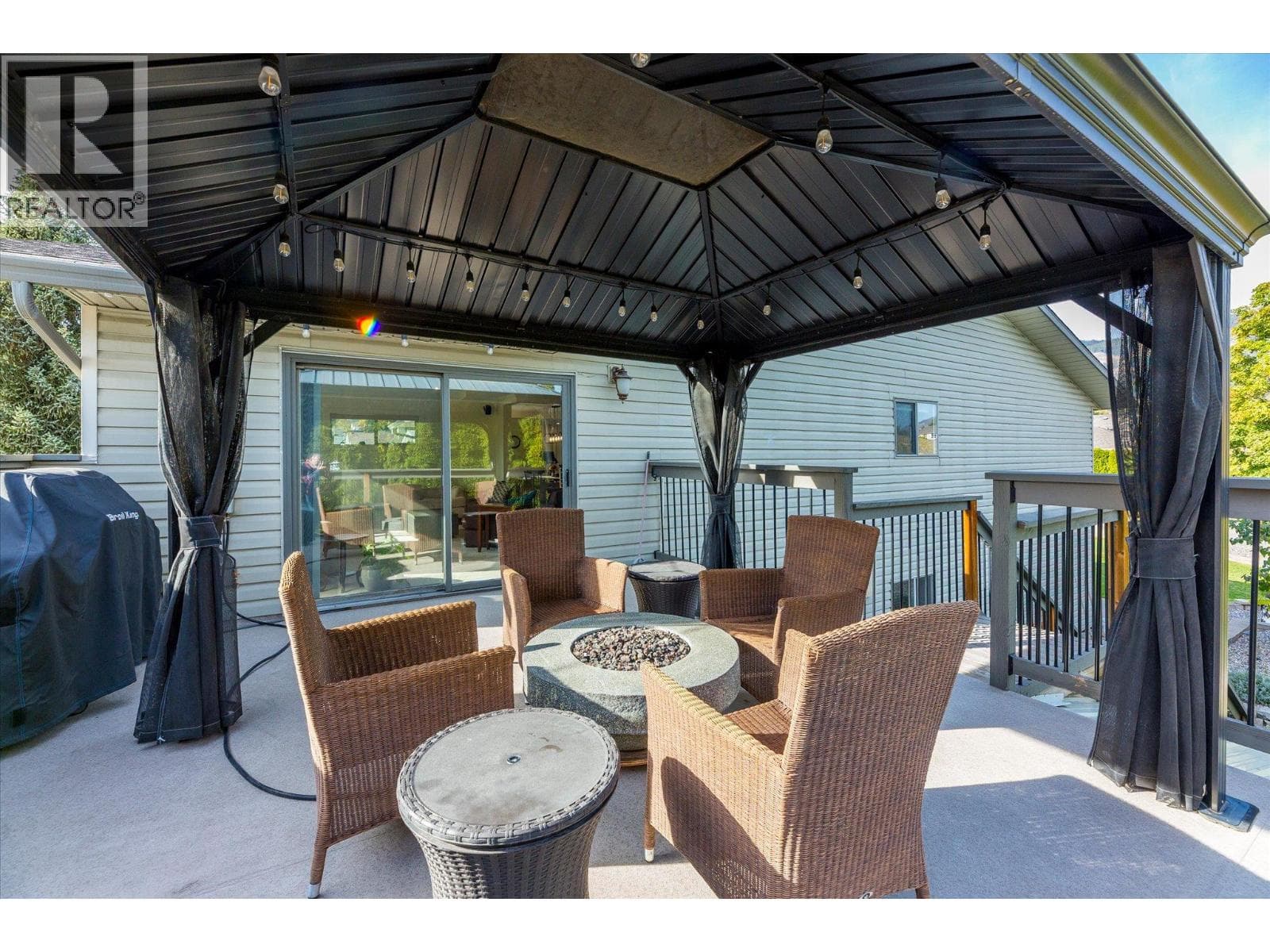 2430 Chieftain Road, photo 13