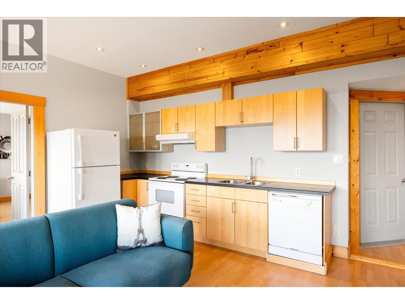 1469 Vancouver Road, photo 44