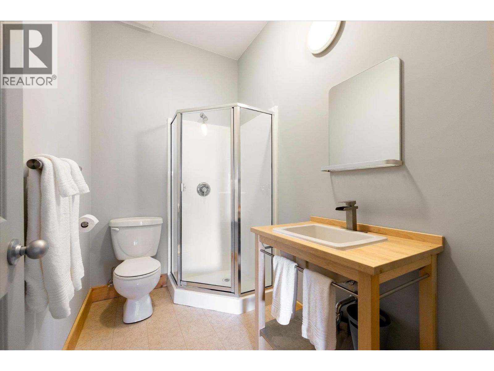 1469 Vancouver Road, photo 46