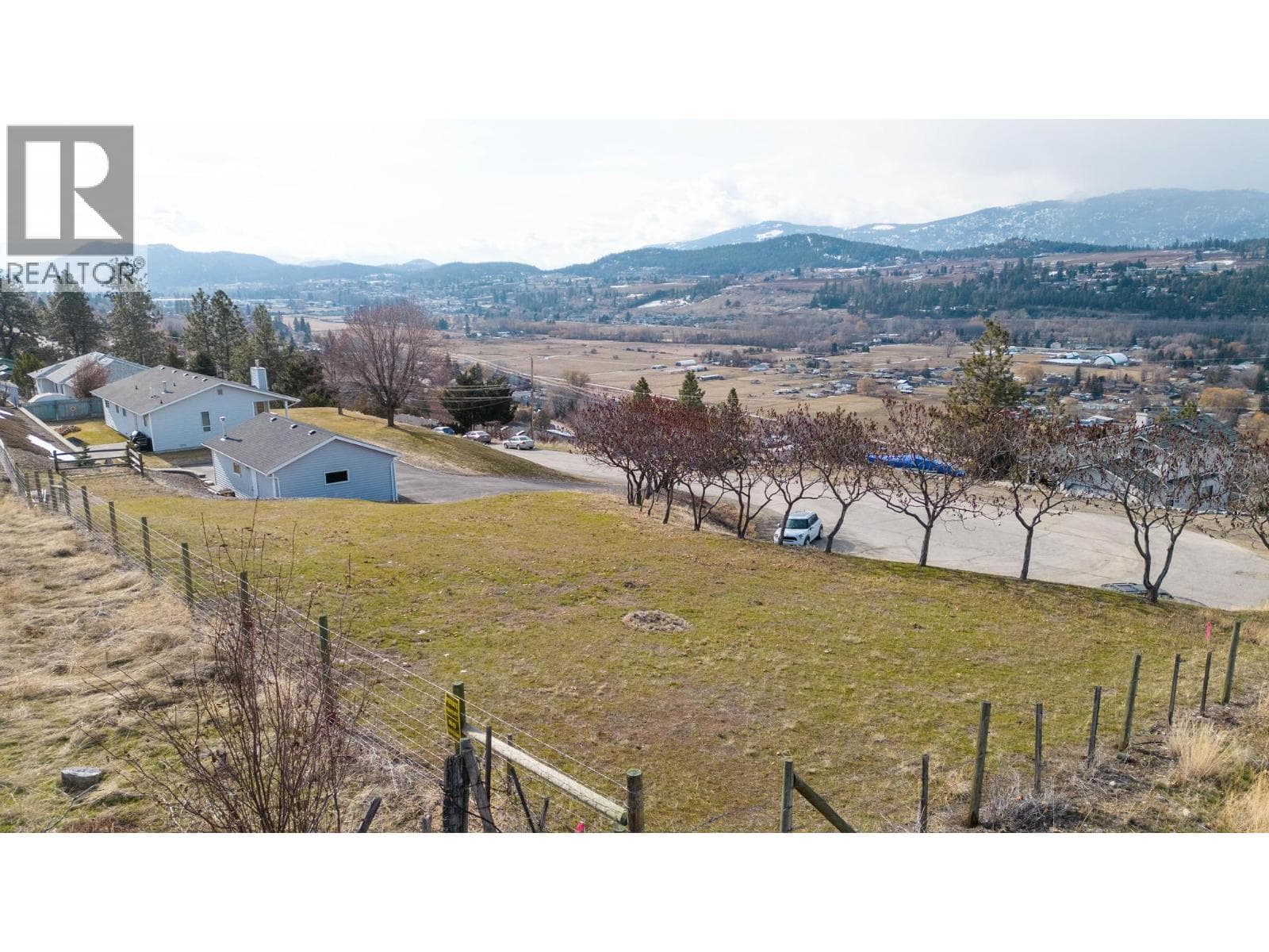 11487 Darlene Road, photo 2