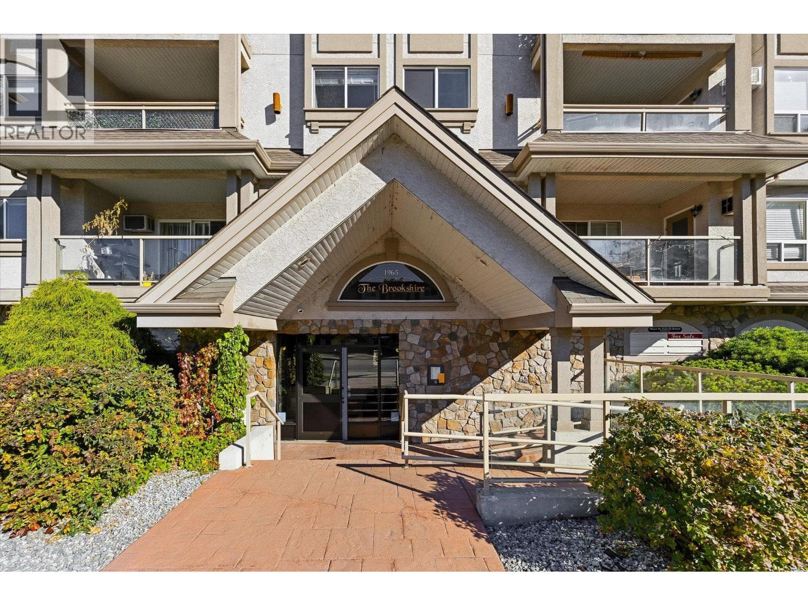 1965 Pandosy Street Unit# 210, condo for sale in Kelowna, photo 4