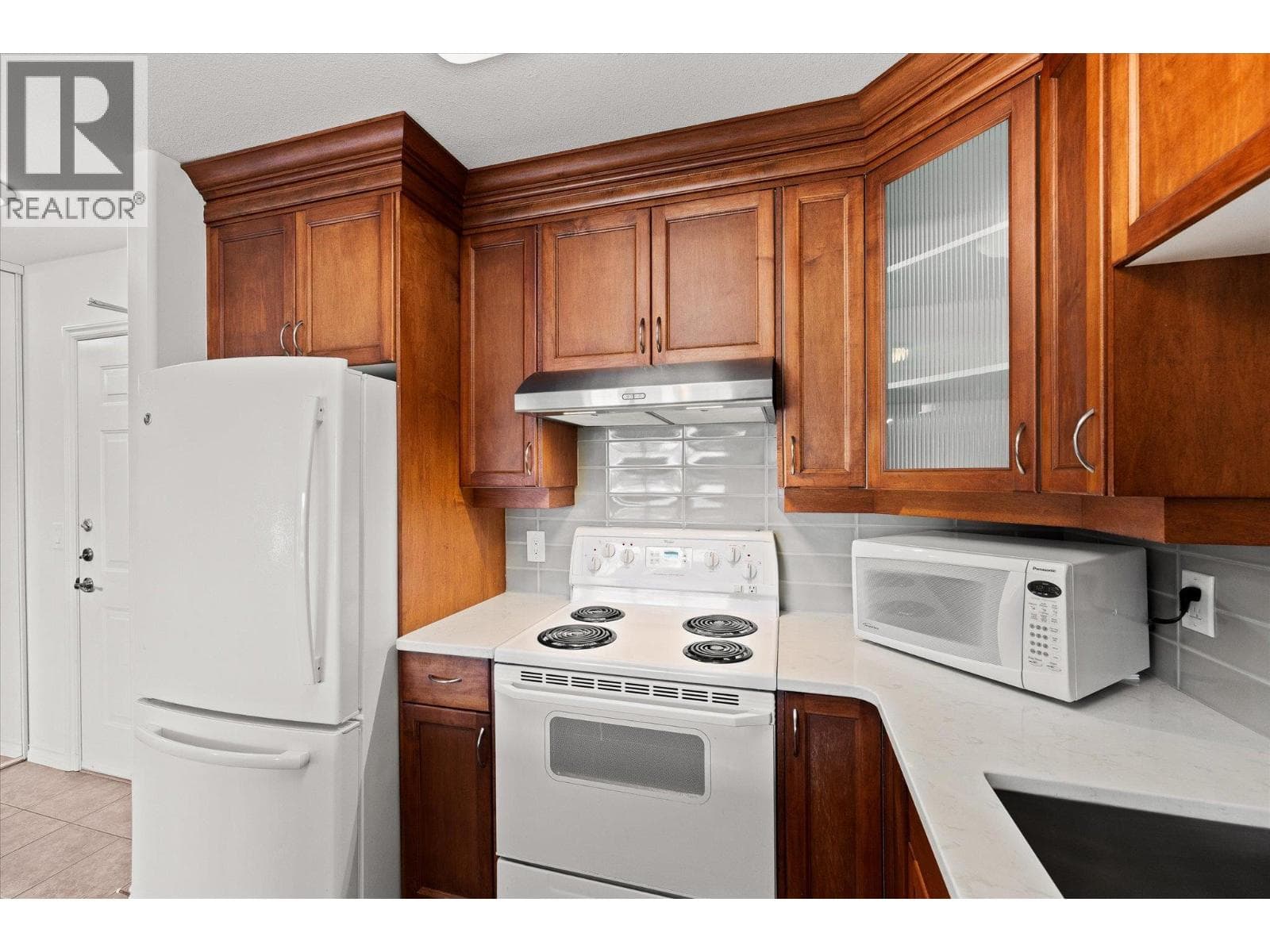 1965 Pandosy Street Unit# 210, condo for sale in Kelowna, photo 9