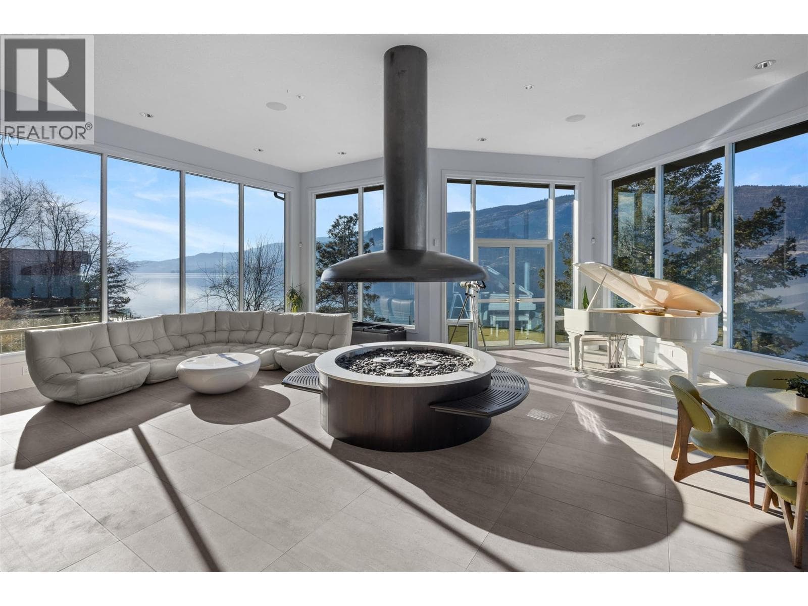 2100 Dewdney Road, home for sale in Kelowna, photo 18
