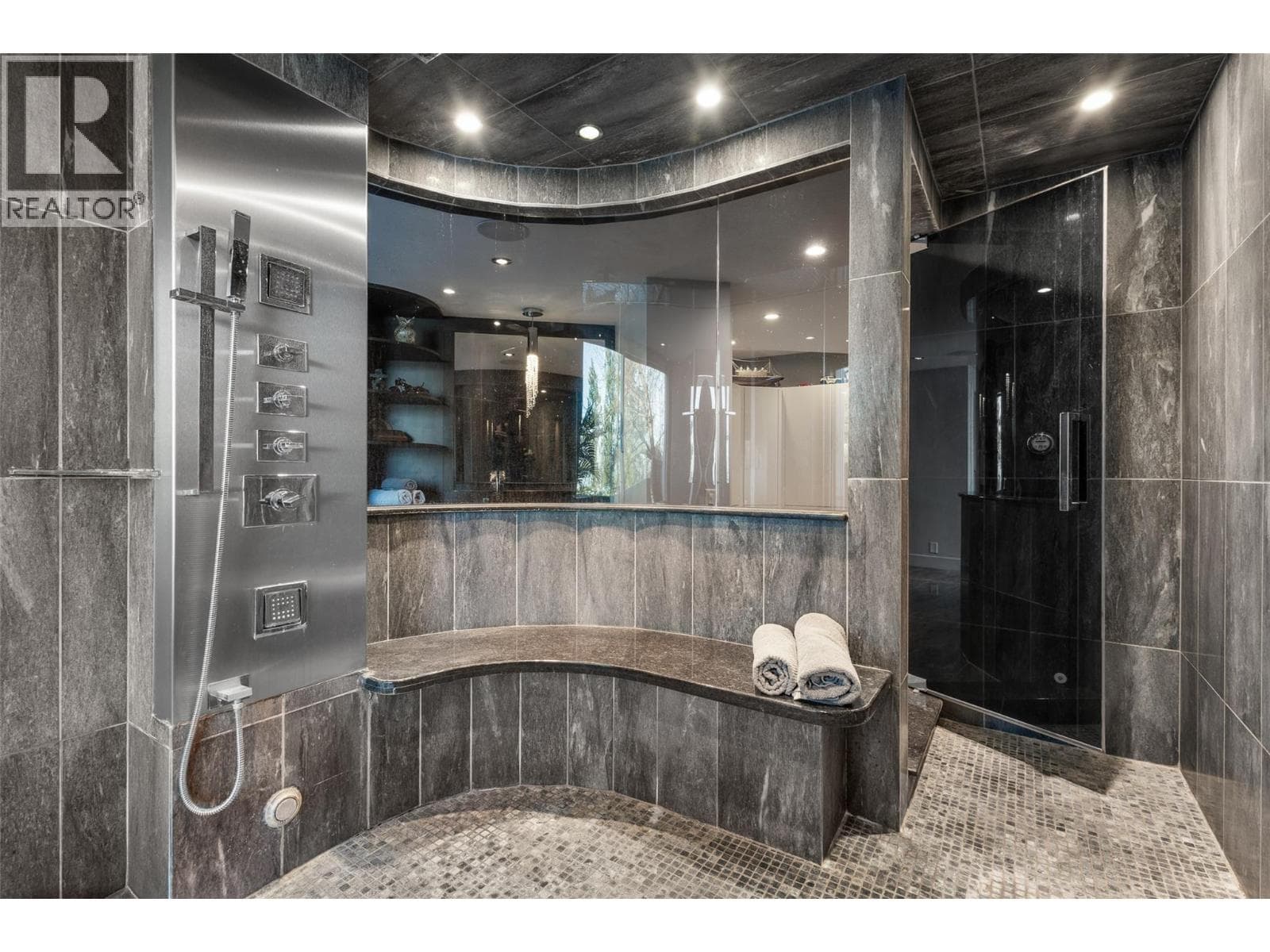 2100 Dewdney Road, home for sale in Kelowna, photo 39