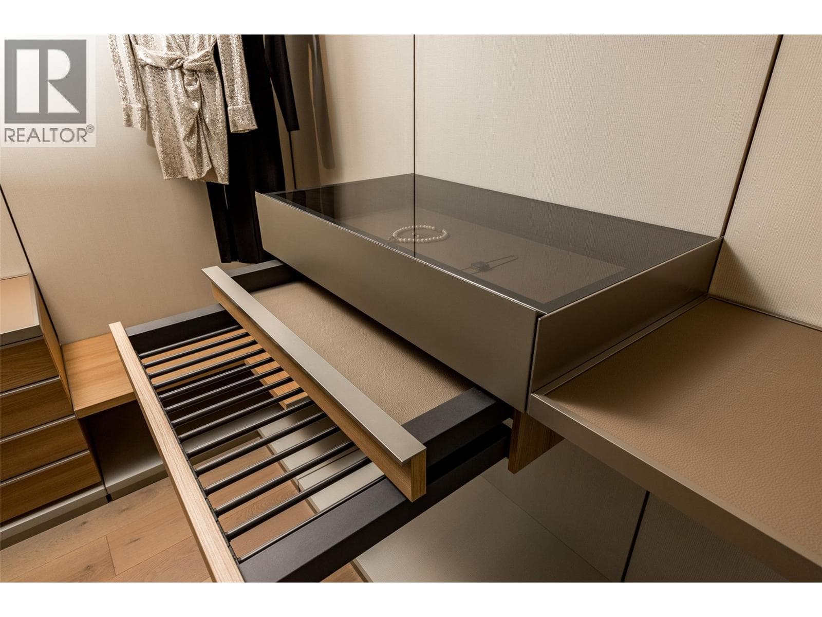 1075 Sunset Drive Unit# PH1, condo for sale in Kelowna, photo 44