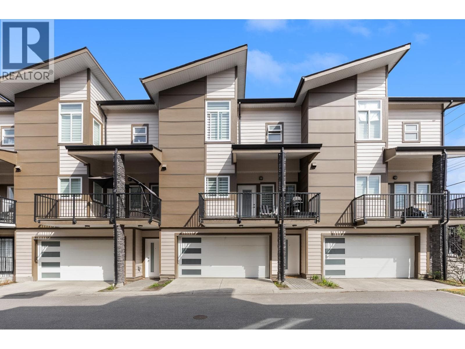 1354 Rutland Road N Unit# 2, photo 1