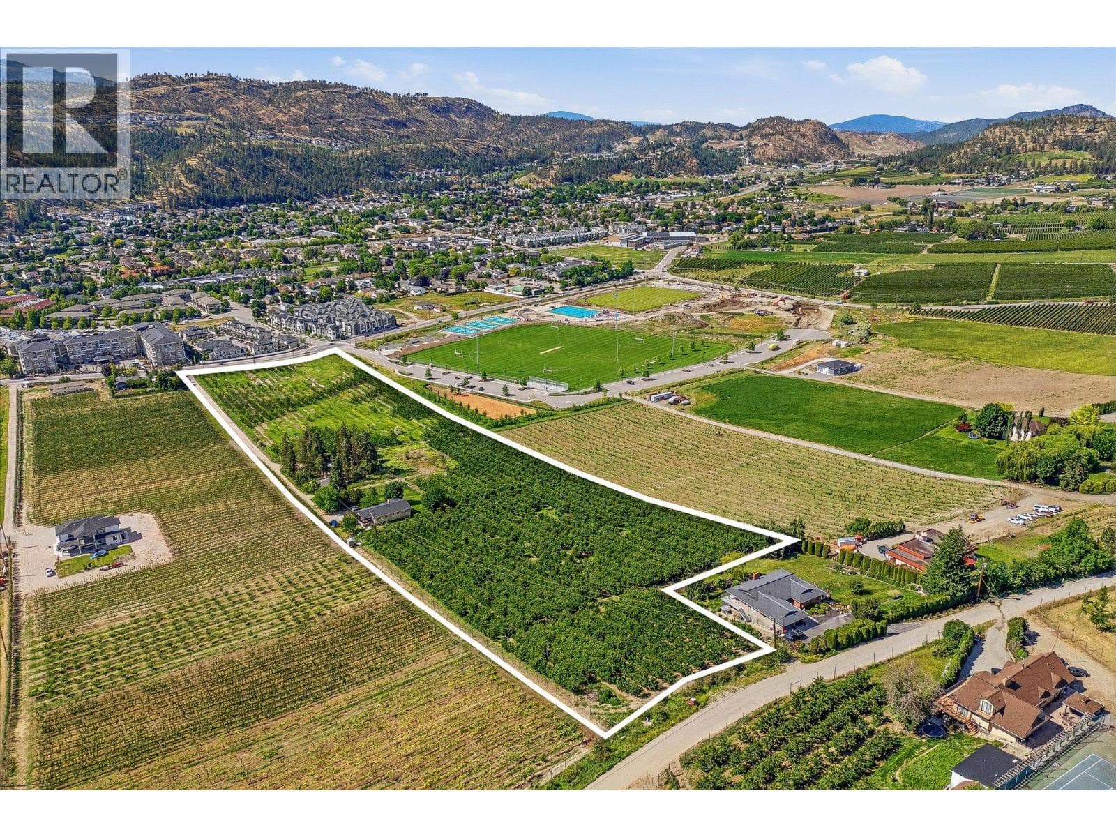 319 Valley Road, acreage for sale in Kelowna, photo 1