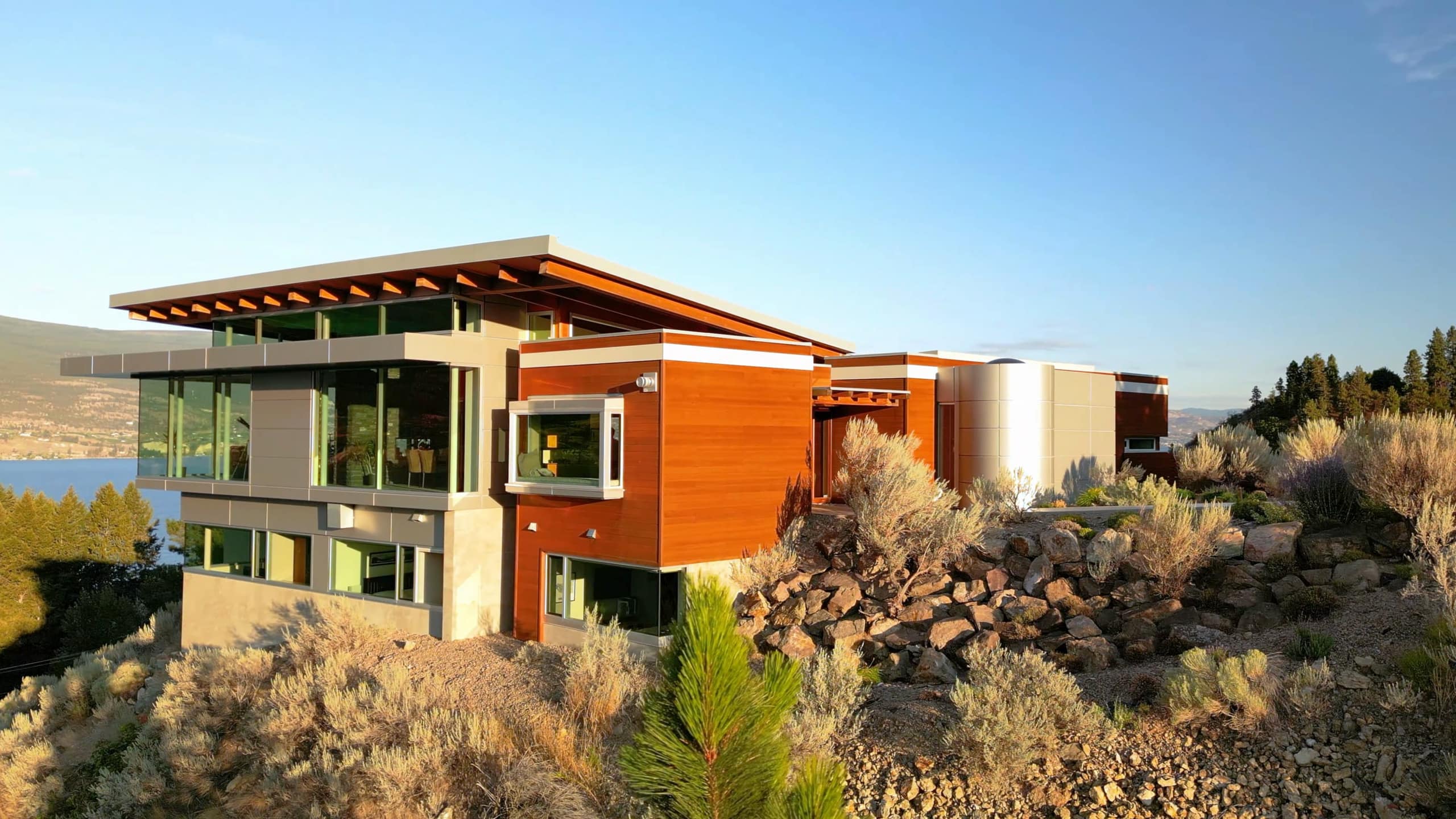 18555 Matsu Drive, Summerland: exterior