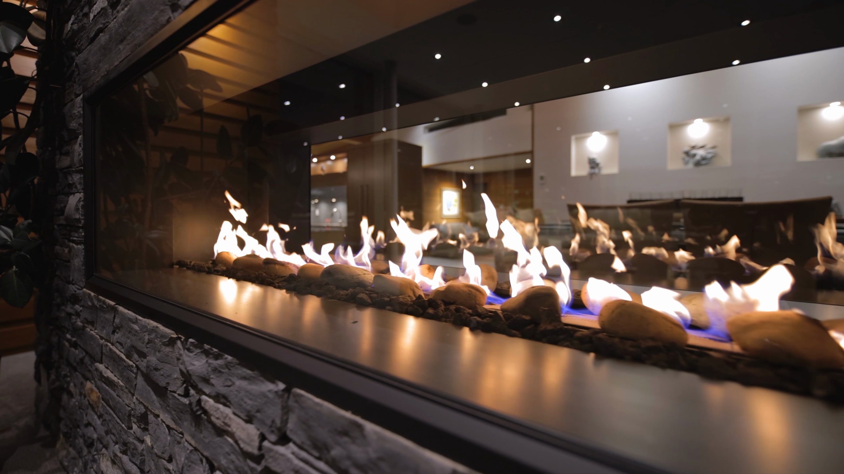 18555 Matsu Drive, Summerland: fireplace
