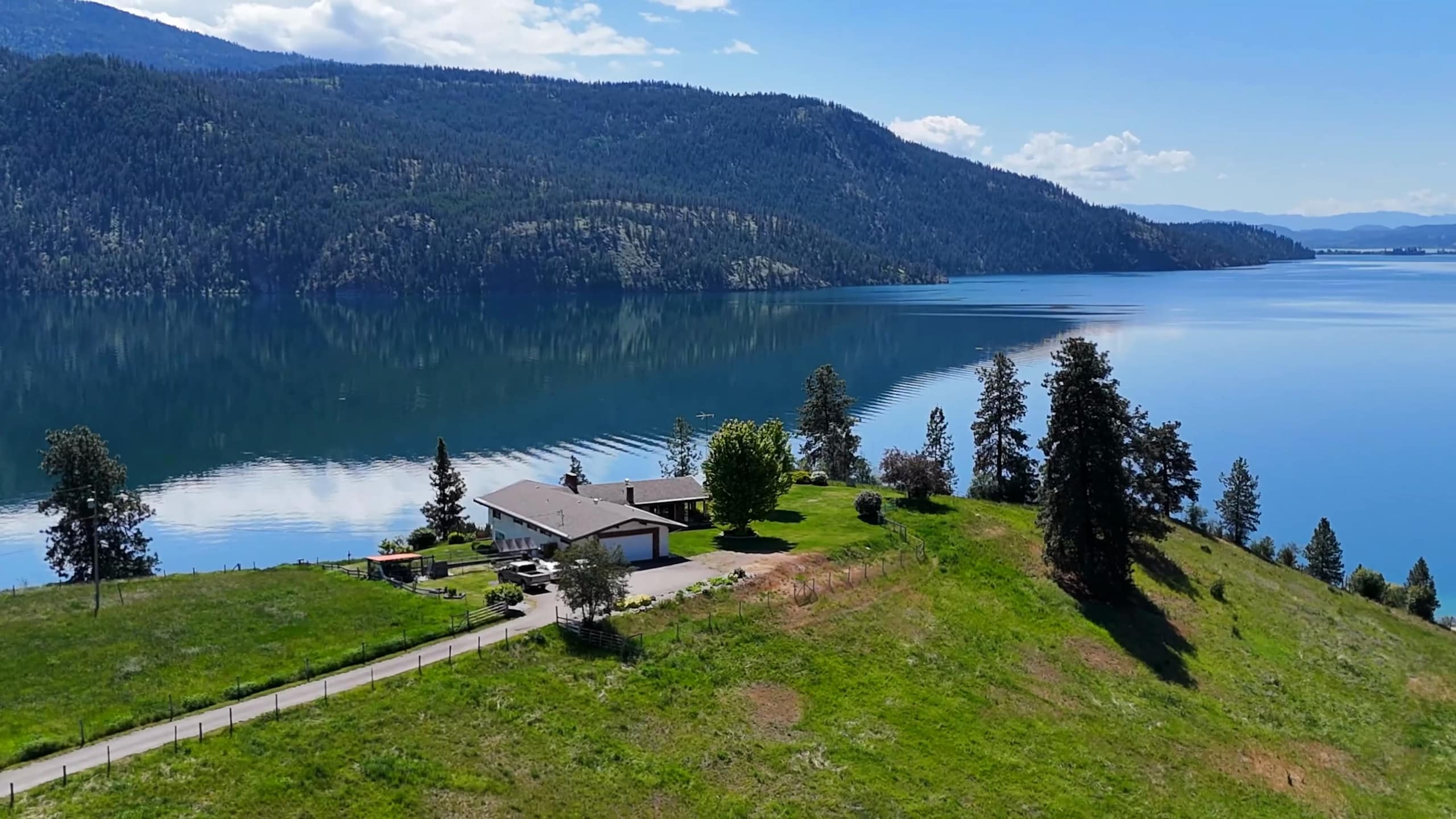 201 Highway 97, Vernon: home above the lake